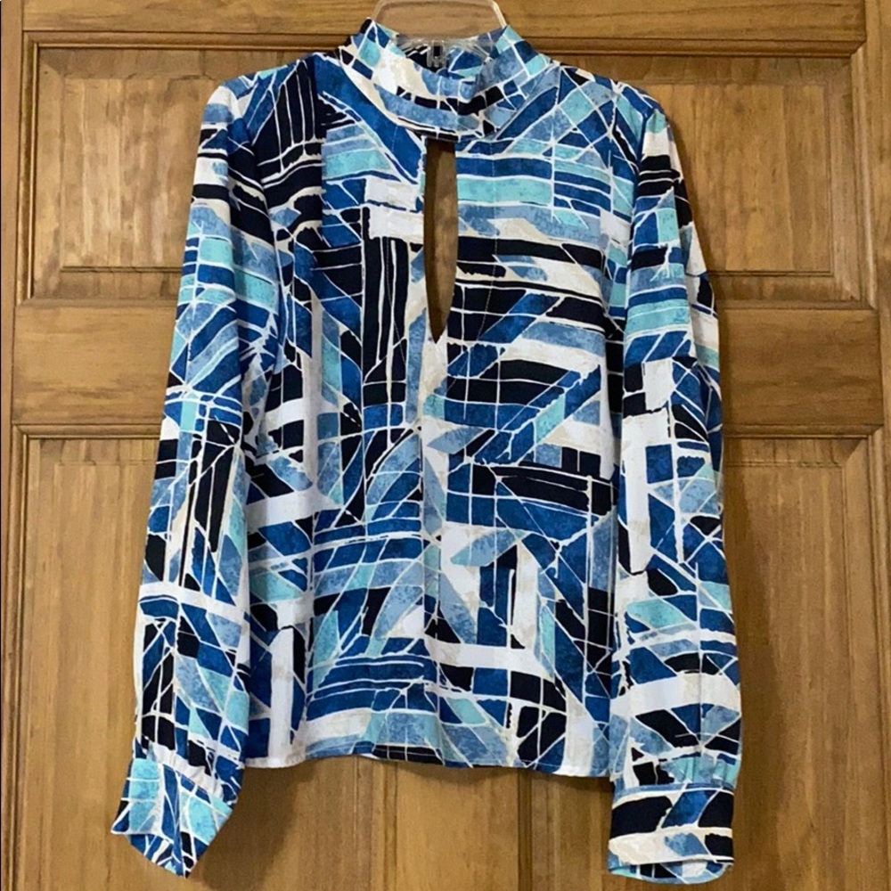 Karlie high neck cut out top